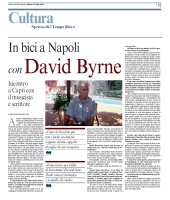 In bici a Napoli con David Byrne