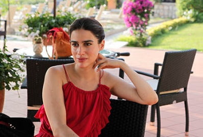 lila azam zanganeh